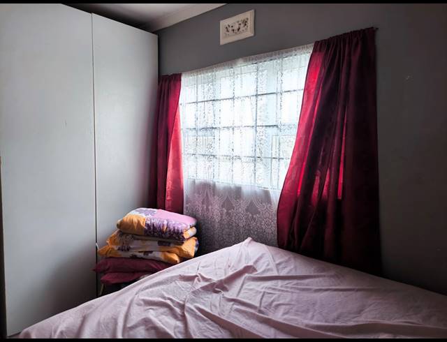 3 BEDROOM FREESTANDING FOR SALE IN LAVENDER HILL
